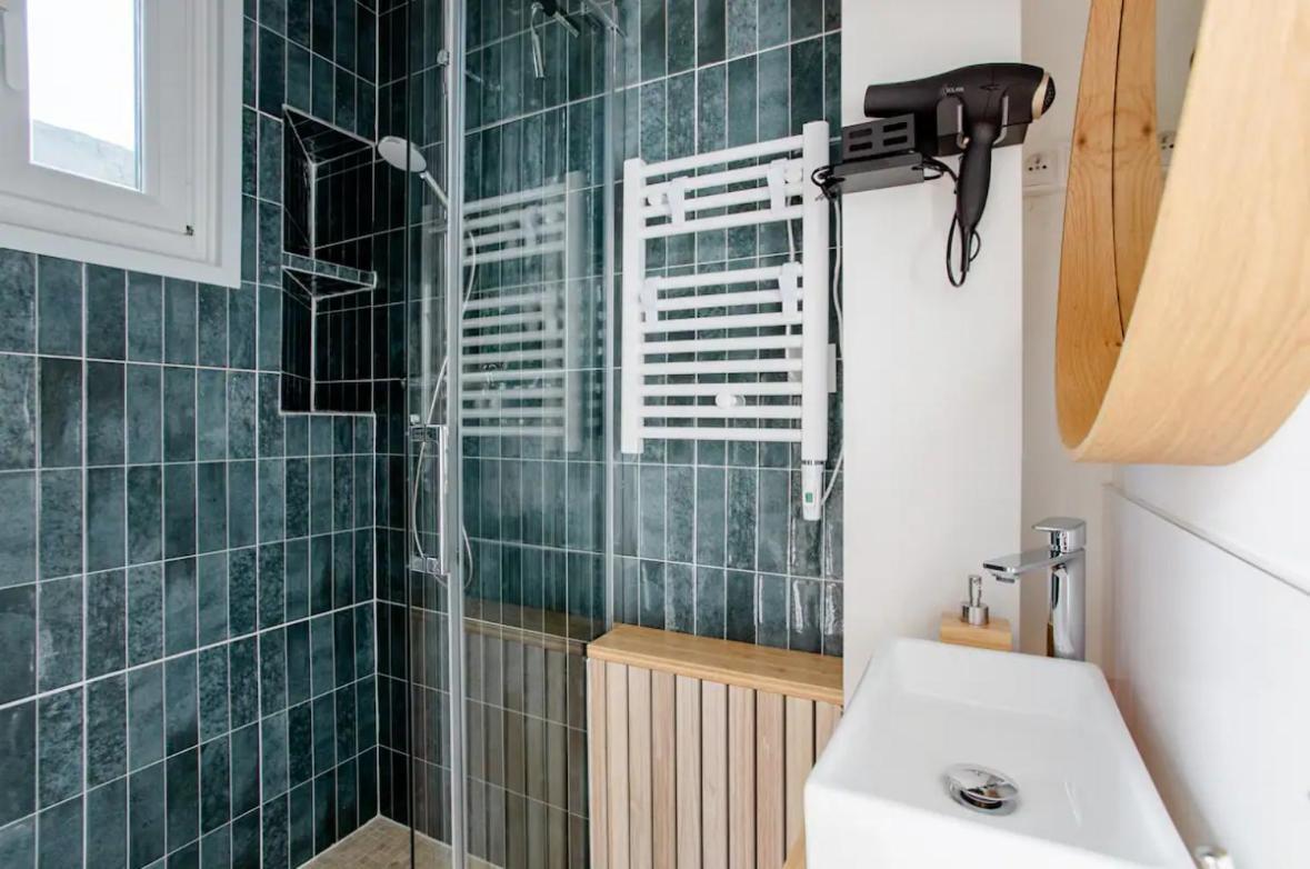 Charmant Appartement Cosy A Suresnes Bagian luar foto