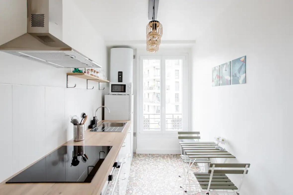 Charmant Appartement Cosy A Suresnes Bagian luar foto
